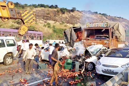 Mumbai-Pune Expressway: 2 killed as 7 vehicles crash into each other