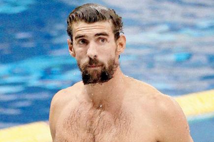 Michael Phelps wins 200m medley at Swim Nationals