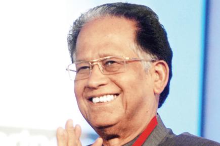 Assam CM wants 'RSS pracharak' governor out
