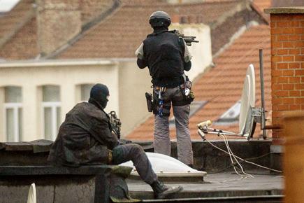Day-long Brussels siege ends, Paris attack key suspect still on the run 