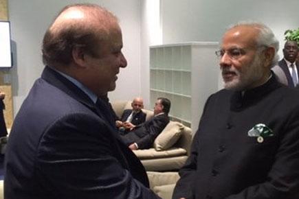 Narendra Modi, Nawaz Sharif meet briefly at climate summit