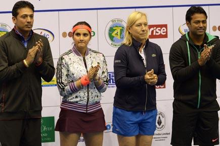 Sania-Mahesh team prevails over Paes-Navrtilova pair in Tennis Masters