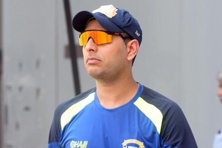 Yuvraj Singh reacts to marriage rumours on Twitter