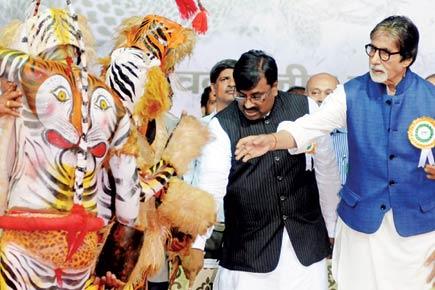 Big B makes debut as Maharashtra's tiger ambassador