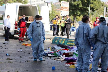 30 killed, 126 injured in Turkey twin blasts 