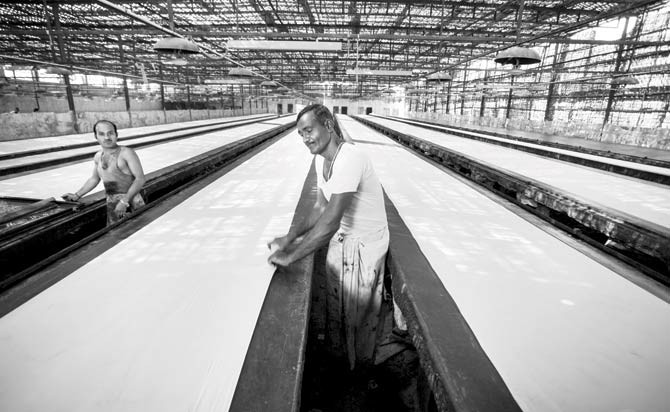 The duo learnt about the plight of Jodhpur’s prosian print textile factory workers there textile printing is still done by hand