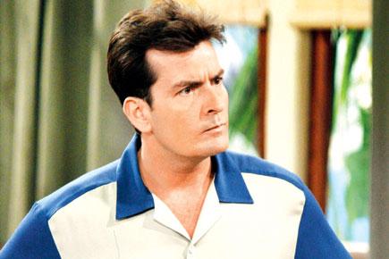 Did Charlie Sheen hire new lawyer for legal battle?