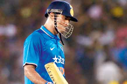 'Be fearless, MS Dhoni. Go out and bat as if there is no tomorrow'