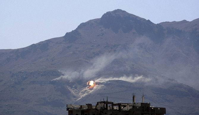 Yemeni army forces backed by Houthi rebels down Saudi warplane