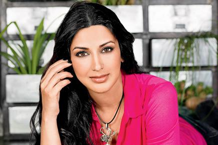 Sonali Bendre-Behl pens her notes on motherhood in a new book