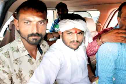 Patidar leader Hardik Patel dressed like a farmer to hoodwink cops
