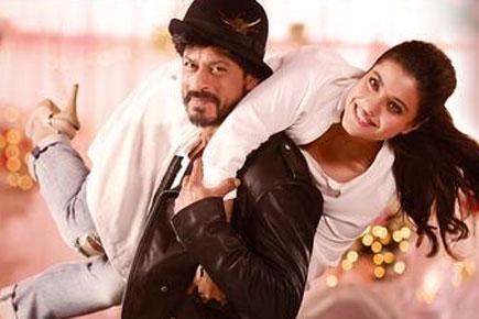 20 years of 'DDLJ': SRK, Kajol recreate 'DDLJ' on 'Dilwale' sets