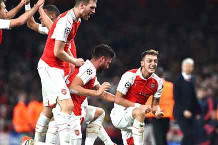 Arsenal revive CL hopes with thrilling 2-0 win over Bayern Munich
