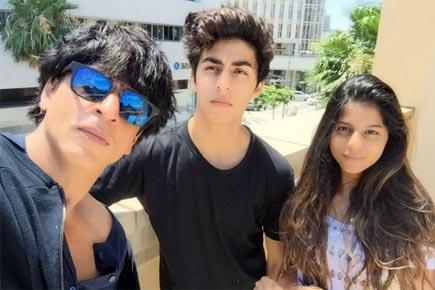 Aryan and Suhana are growing up to be 'very cool', tweets SRK