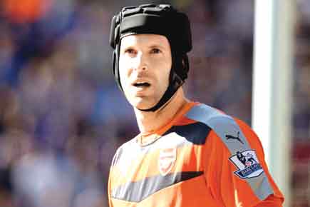 CL: Petr Cech gives Arsenal hope