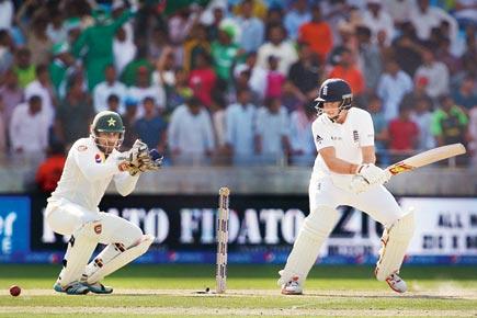 Joe Root keeps England firmly rooted vs Pakistan