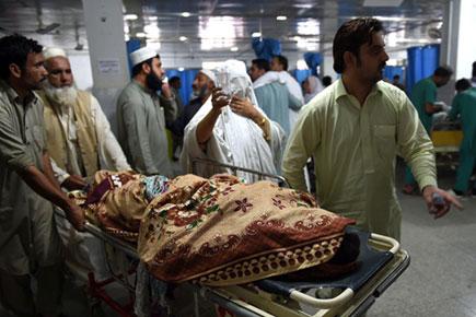 Over 130 dead in Pakistan quake, army in rescue mode 