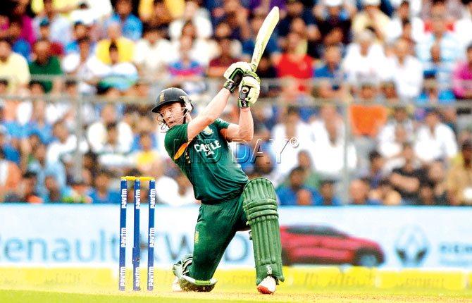 South African skipper AB de Villiers during his 61-ball 119 against India at Wankhede Stadium on Sunday. PIC/ATUL KAMBLE 