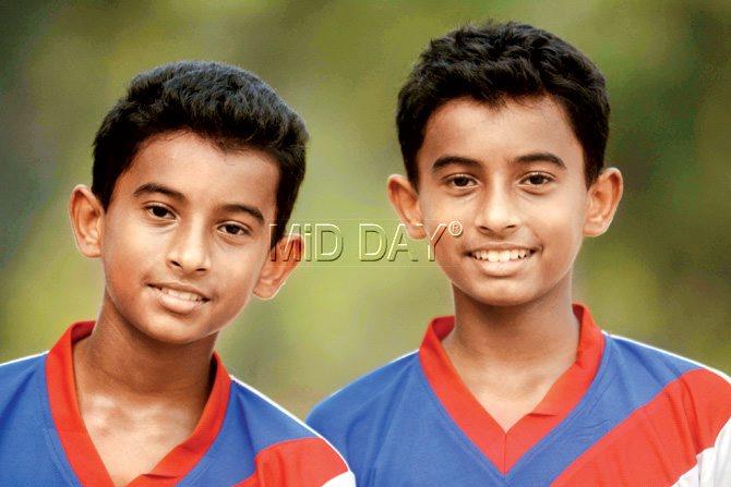 Identical twins Akhileshwaran (left) and Ananthakrishnan Bharatarajan during MSSA U-14 final at Azad Maidan yesterday. Pic/Atul Kamble