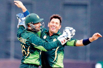 Yasir Shah, Mohammad Rizwan help Pakistan register big win over Zim