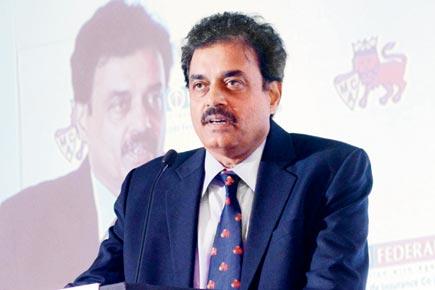 MCA appoints Vengsarkar to look into Shastri-Naik spat
