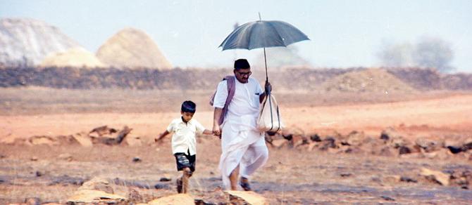 A still from Shwaas