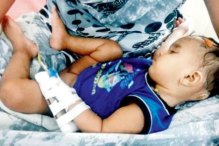 Injured mother-baby found on tracks, traced through social media