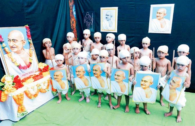 Children dressed as Mahatma Gandhi for a contest at a Foundation School, Bhopal. From Madhya Pradesh to Mumbai, the Gandhi spirit moves one and all. Pic/PTI