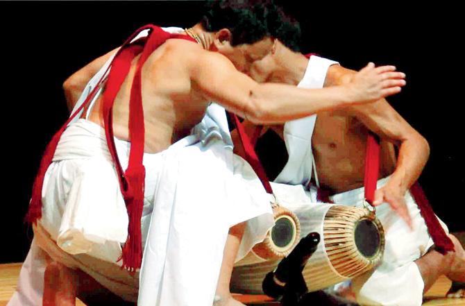 Dancers from Jawaharlal Nehru Manipuri Dance Academy