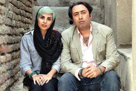 Iranian poets face 99 lashes for shaking hands with opposite sex
