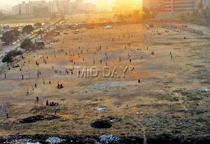 Environmentalists say it is a better idea to build the stabling yard at the MMRDA ground at BKC instead, since it is vacant and falls along the Metro corridor. Pic/Sayed Sameer Abedi