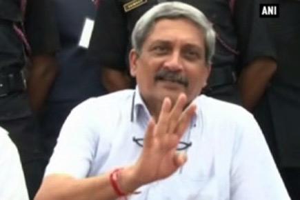 Manohar Parrikar 'ignores' Pakistan's call to demilitarise Kashmir