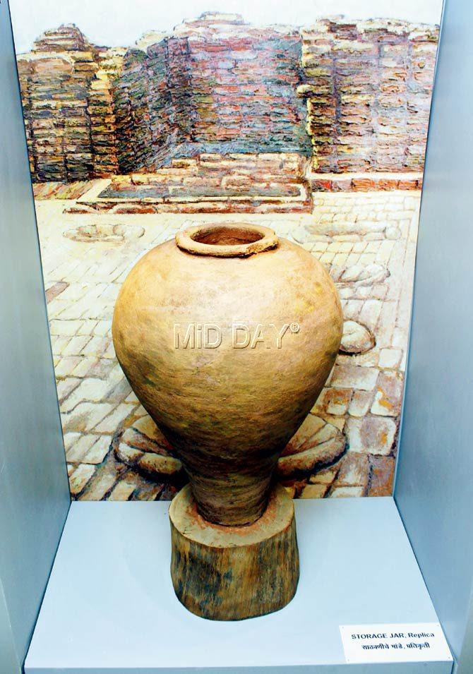 The replica of a storage jar
