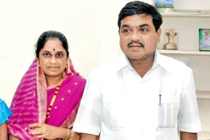 RR Patil's wife blames government for end of ban on dance bars