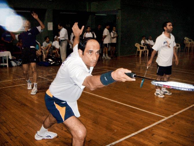 A file picture of veteran badminton champ Shirish Nadkarni, who never quit his game despite a series of medical problems and surgeries on his back, knees, elbow, ankle, eye and heart