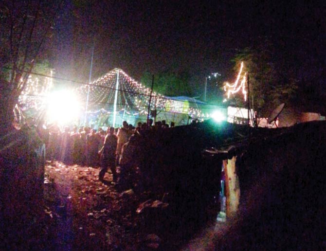 On Tuesday, dandiya revellers within the park boundary near Kandivli Lokhandwala danced way past midnight