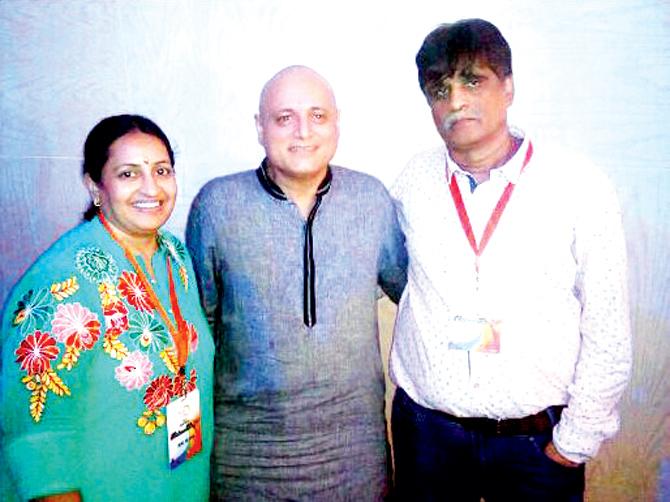 Sunita Mantri, Manoj Joshi and Ajay Mantri