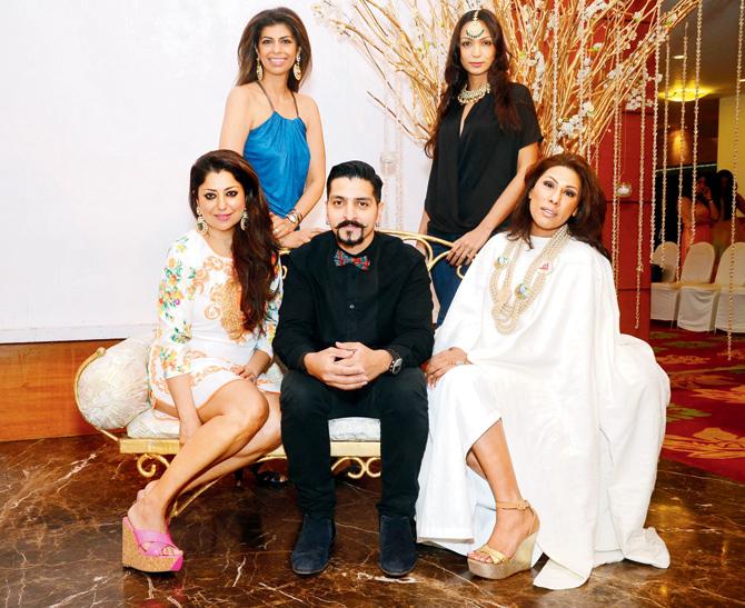 (Clockwise from top) Zeba Kohli, Shamita Singha, Reshma Merchant, Salamat Husain and Sabina Singh at the preview 