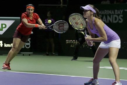 Sania-Martina win WTA Finals opener