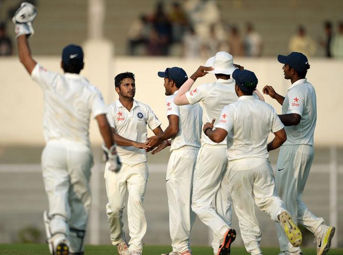 Shardul Thakur celebrates the fall of a SA wicket