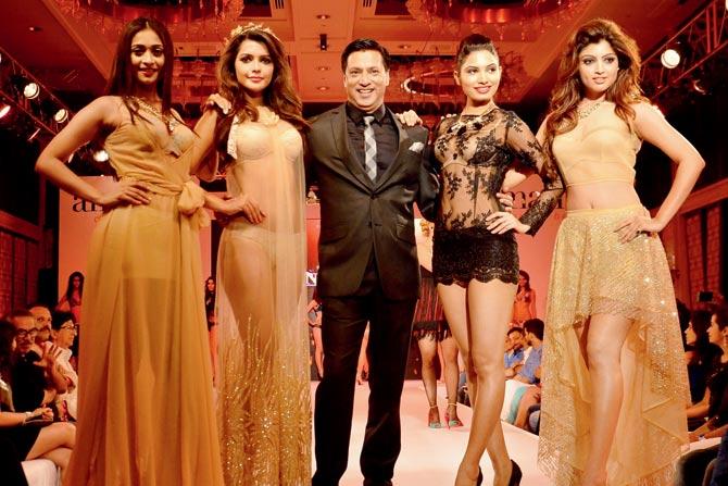 Madhur Bhandarkar, whose festive season is never complete without a visit to Lalbaughcha Raja, will take the star cast of his Calendar Girls on a Ganpati idol worship tour to spread word about the film 