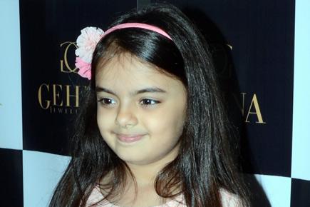 Ruhanika Dhawan's birthday bash with 'Yeh Hai Mohabbatein' co-stars