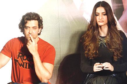Hrithik Roshan and Sonam Kapoor at 'Dheere Dheere' launch event