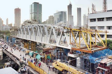 Jacob Circle-Wadala Monorail Corridor: 4 hours, 200 workers and a 450-tonne girder