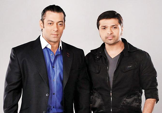 Salman Khan (left) and Himesh Reshammiya 