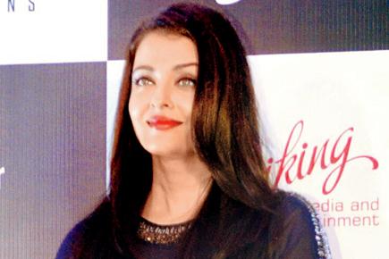 Aishwarya Rai Bachchan at 'Jazbaa' song launch