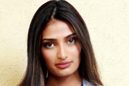Has Athiya Shetty bagged her second film?