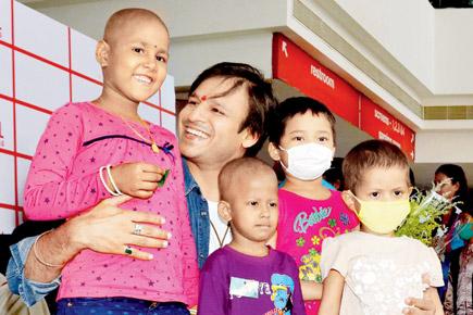 Vivek Oberoi celebrates birthday with cancer patients