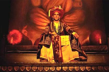 Ranveer, Deepika launch 'Gajanana' song of 'Bajirao Mastani'