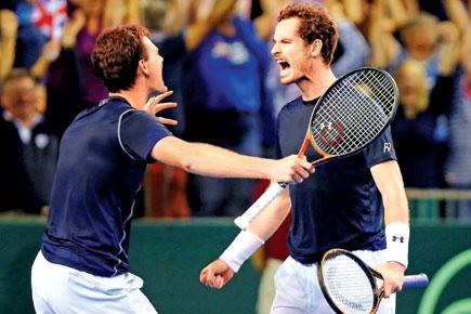 Murray brothers put Britain in sight of Davis Cup final